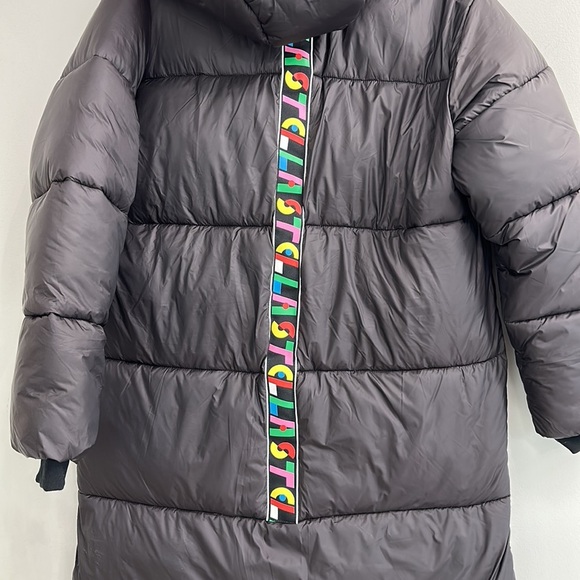 Stella Mccartney Black Down Jacket With
Multicolored Band On The Back - Picture 11 of 16